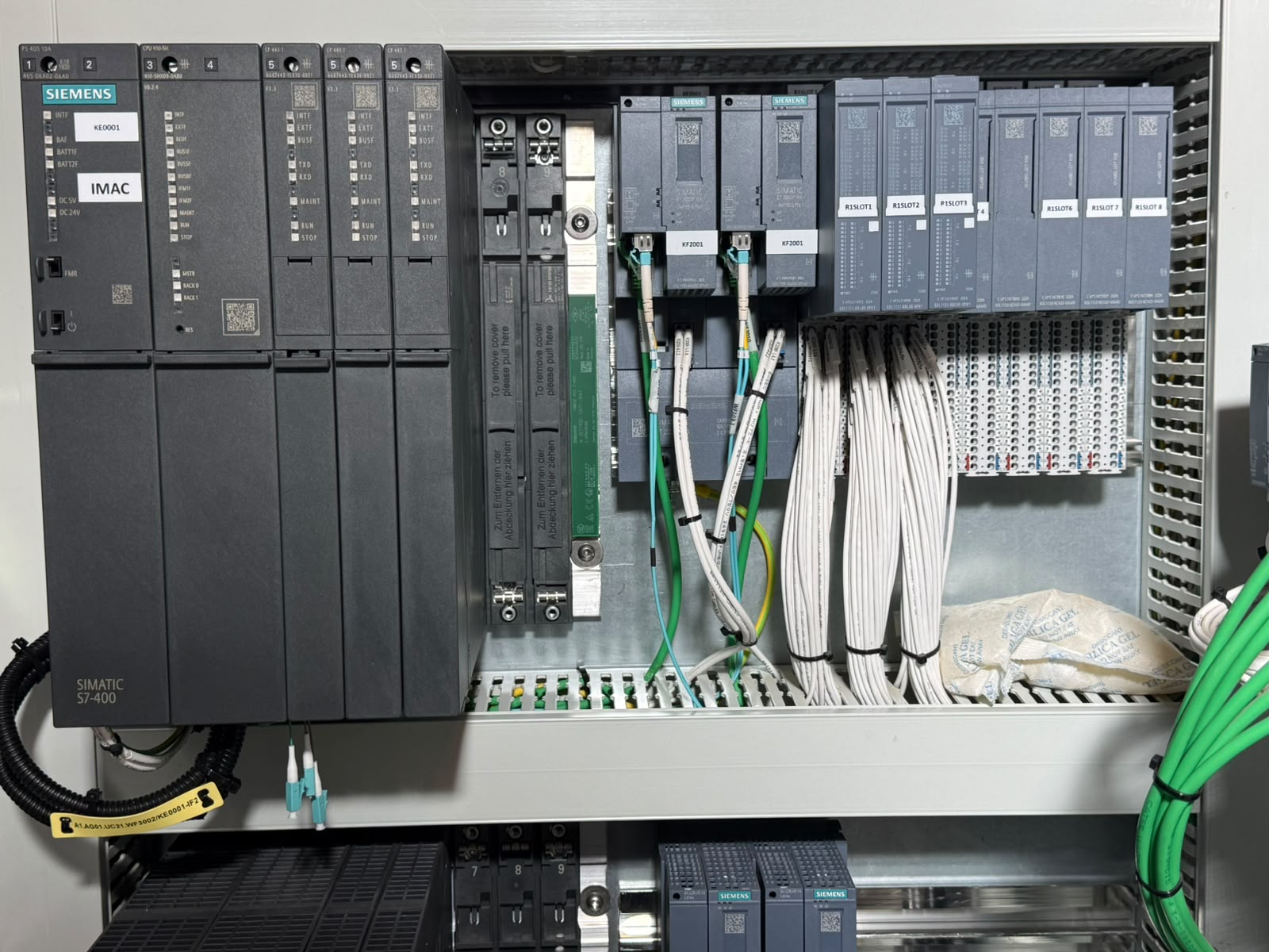 Siemens SIMATIC S7-400H redundant PLC rack with CPU 410-5H and CP 443-1 Ethernet modules
